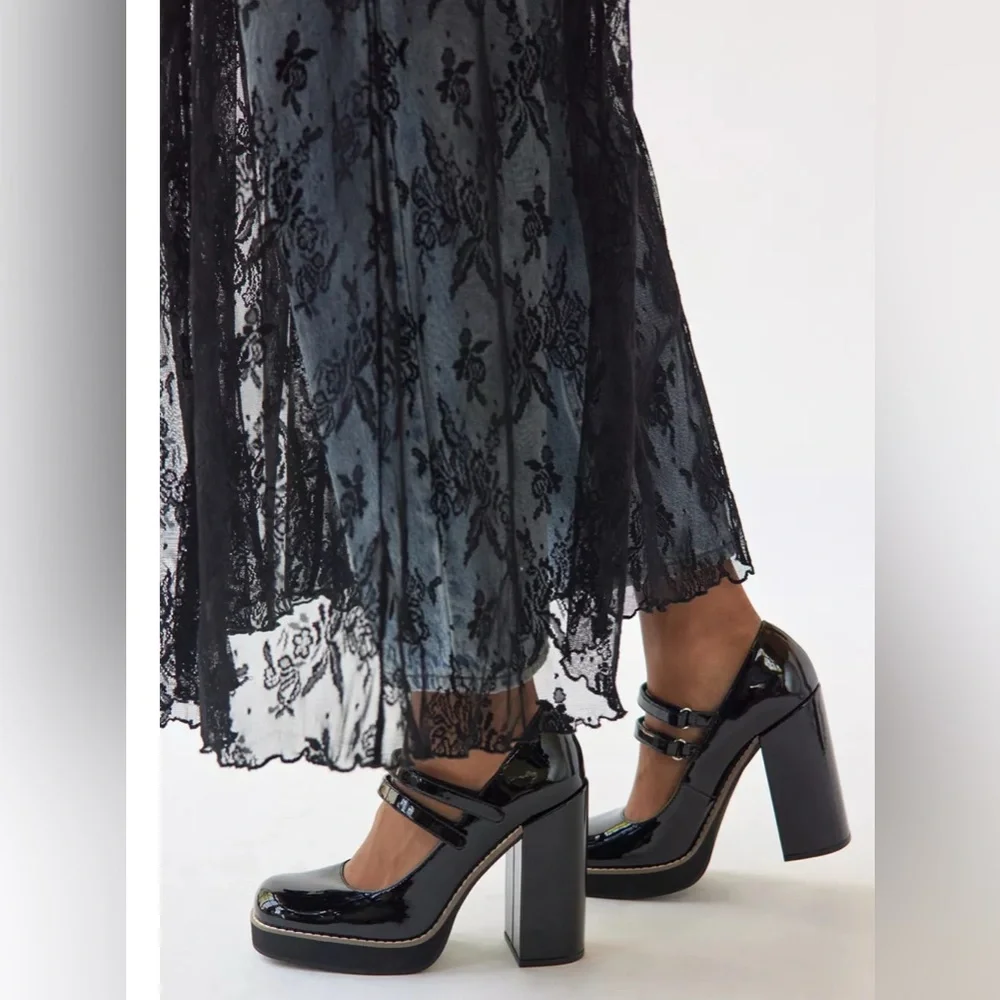 STEVE MADDEN Platform Twice Patent Black Mary Jane Squared Heel Shoes Size 8 - Picture 2 of 10